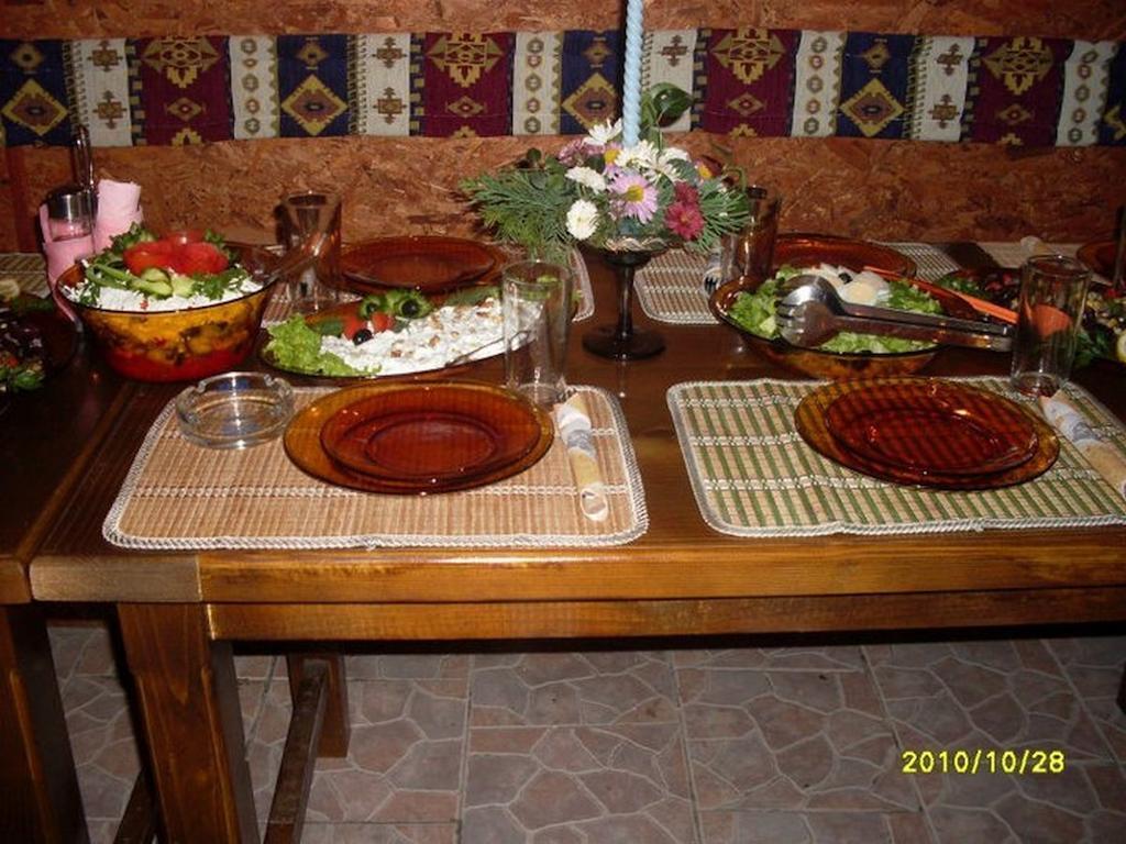 Veselata Guest House Долішня Баня Екстер'єр фото